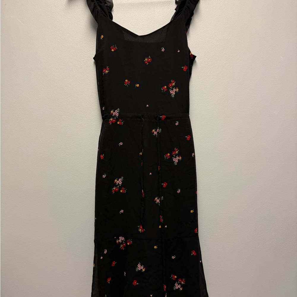 Altard State size small red flower tank top blouse. Cute ruffled sleeves
